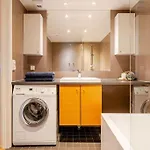 公寓 Accessible Corner With 3 Bedrooms, 2 Bathrooms, 2 Parkings And 3 Balconies *