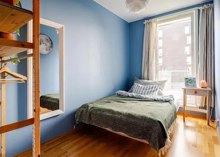 Accessible Corner With 3 Bedrooms, 2 Bathrooms, 2 Parkings And 3 Balconies Oslo