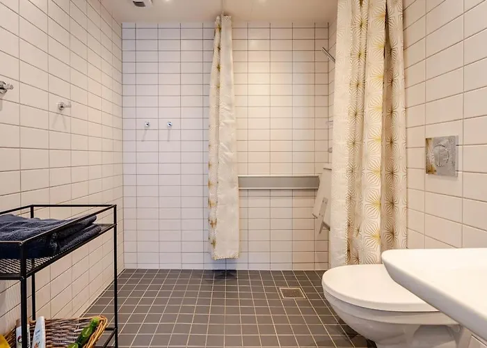 Accessible Corner With 3 Bedrooms, 2 Bathrooms, 2 Parkings And 3 Balconies Apartment Oslo