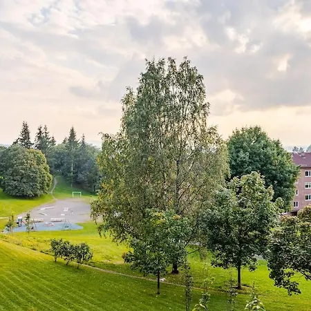 Accessible Corner With 3 Bedrooms, 2 Bathrooms, 2 Parkings And 3 Balconies Apartman