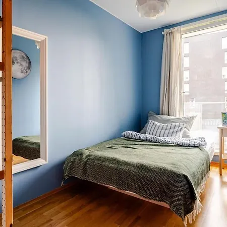 Accessible Corner With 3 Bedrooms, 2 Bathrooms, 2 Parkings And 3 Balconies Oslo